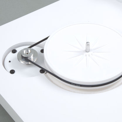 Pro-Ject: Debut PRO B Turntable - Special Edition White