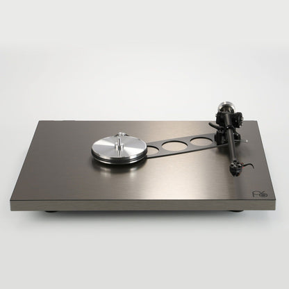 Rega: Planar 6 RS Turntable w/ ND9 Cartridge - Aluminum